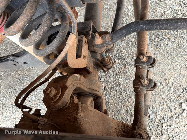 image for item EW8984 2016 Ford F550 flatbed truck