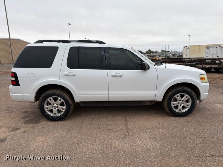 image for item EW8985 2010 Ford Explorer SUV