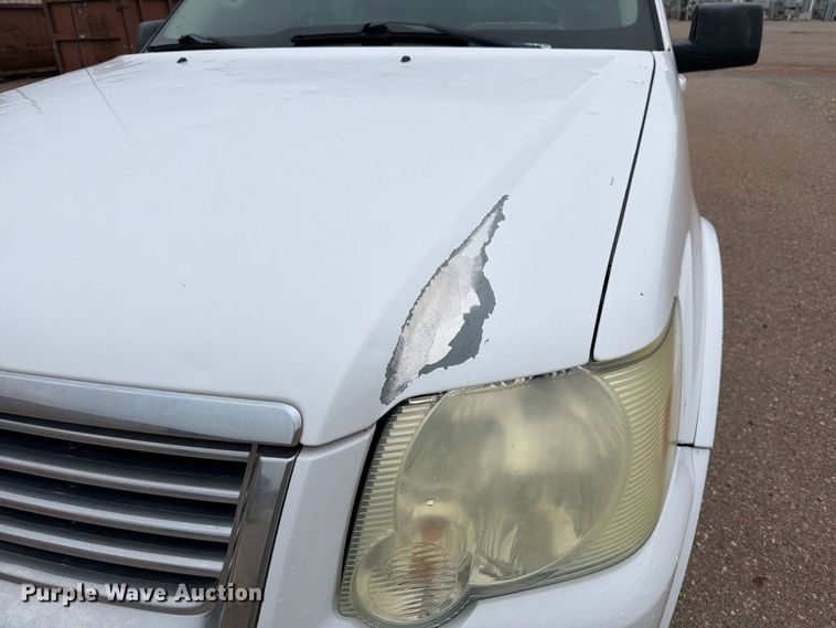 image for item EW8985 2010 Ford Explorer SUV