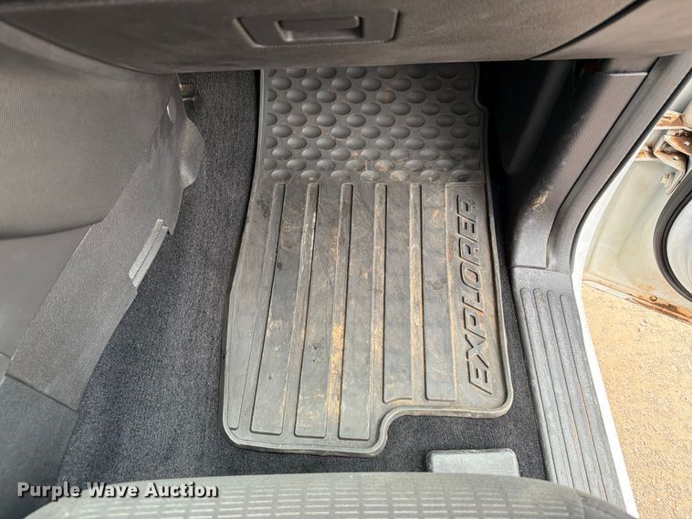 image for item EW8985 2010 Ford Explorer SUV