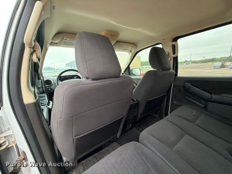 image for item EW8985 2010 Ford Explorer SUV