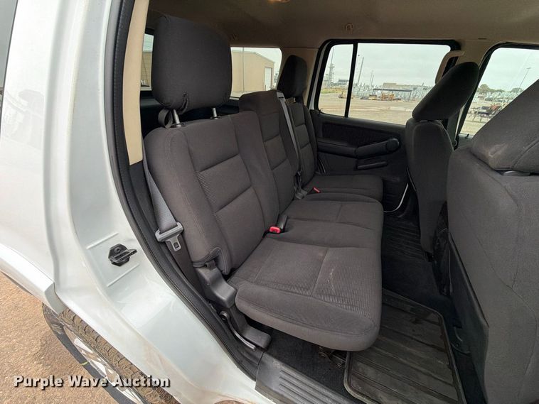 image for item EW8985 2010 Ford Explorer SUV