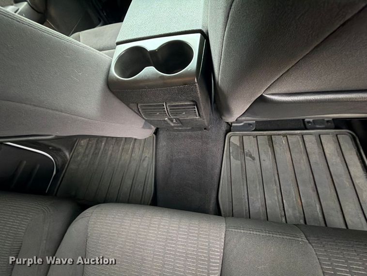image for item EW8985 2010 Ford Explorer SUV