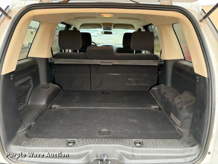 image for item EW8985 2010 Ford Explorer SUV