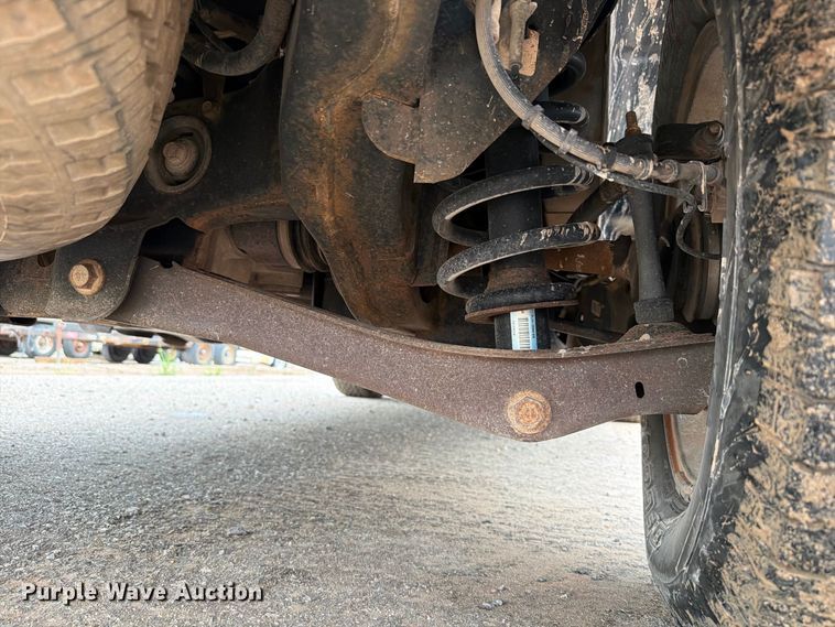 image for item EW8985 2010 Ford Explorer SUV