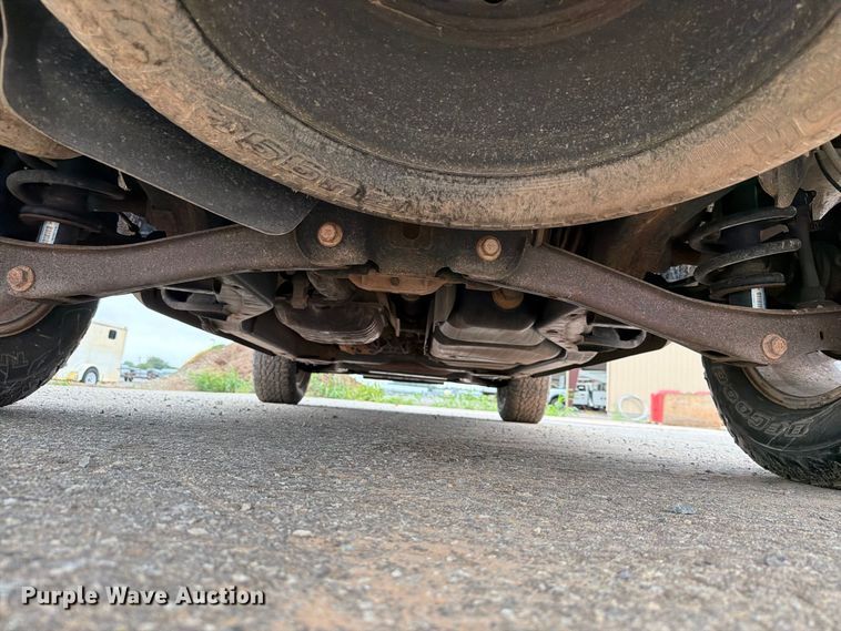 image for item EW8985 2010 Ford Explorer SUV