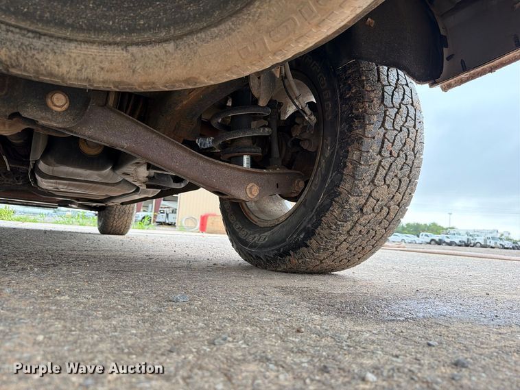 image for item EW8985 2010 Ford Explorer SUV