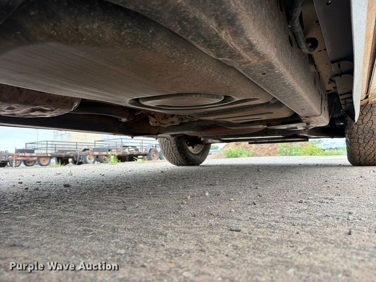 image for item EW8985 2010 Ford Explorer SUV
