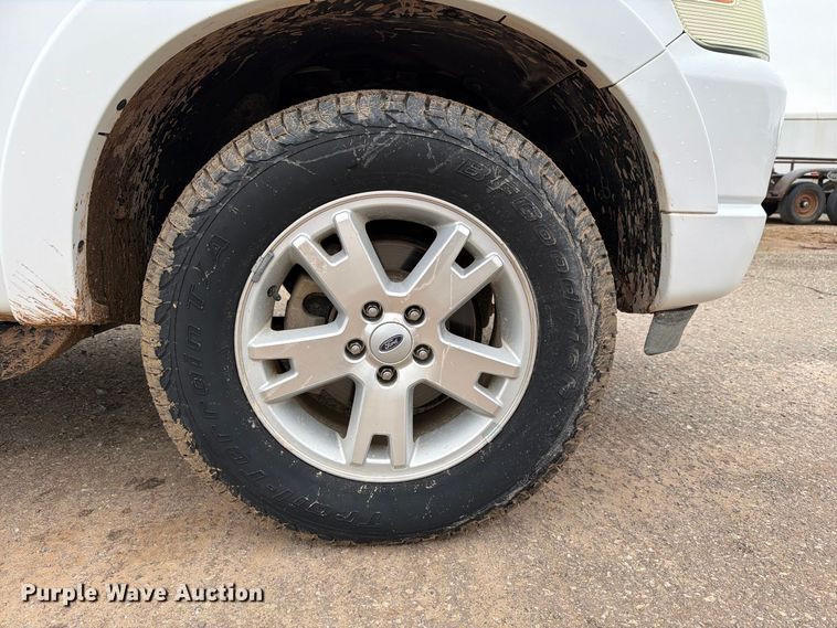 image for item EW8985 2010 Ford Explorer SUV