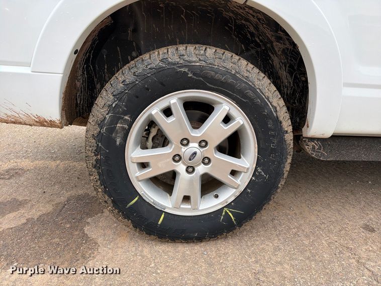 image for item EW8985 2010 Ford Explorer SUV
