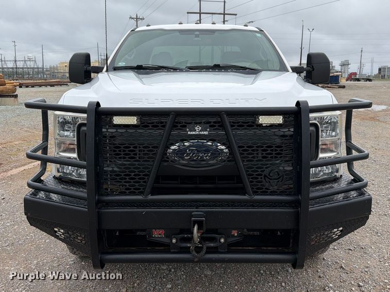 image for item EW8988 2021 Ford F350 Super Duty Ext. Cab utility bed pickup truck