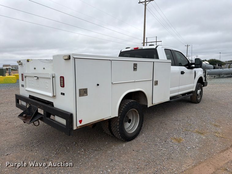 image for item EW8988 2021 Ford F350 Super Duty Ext. Cab utility bed pickup truck