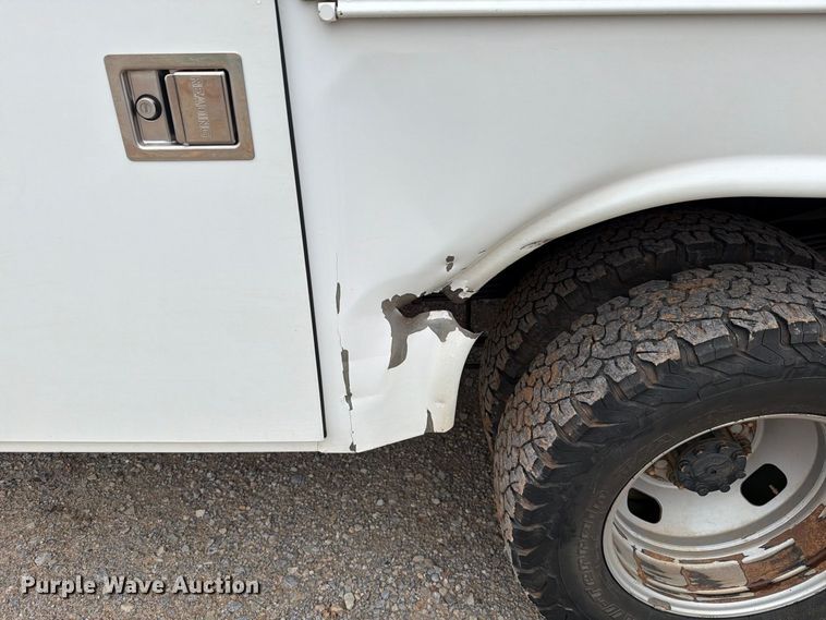 image for item EW8988 2021 Ford F350 Super Duty Ext. Cab utility bed pickup truck