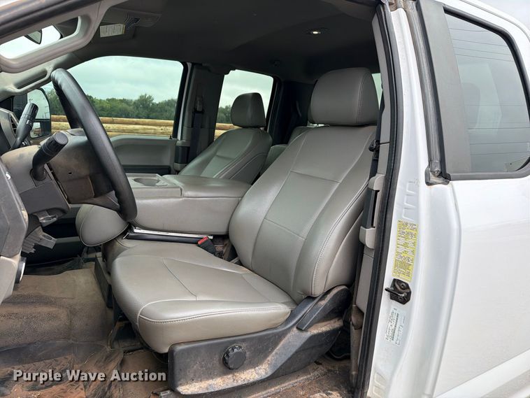 image for item EW8988 2021 Ford F350 Super Duty Ext. Cab utility bed pickup truck