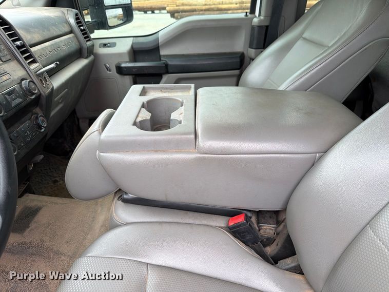 image for item EW8988 2021 Ford F350 Super Duty Ext. Cab utility bed pickup truck