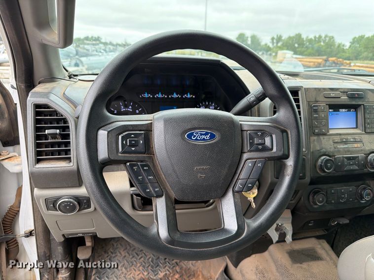 image for item EW8988 2021 Ford F350 Super Duty Ext. Cab utility bed pickup truck