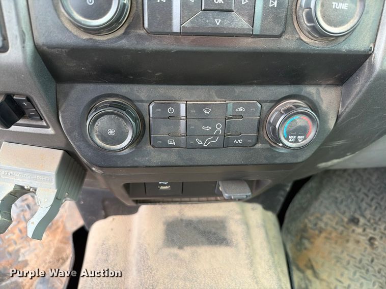 image for item EW8988 2021 Ford F350 Super Duty Ext. Cab utility bed pickup truck