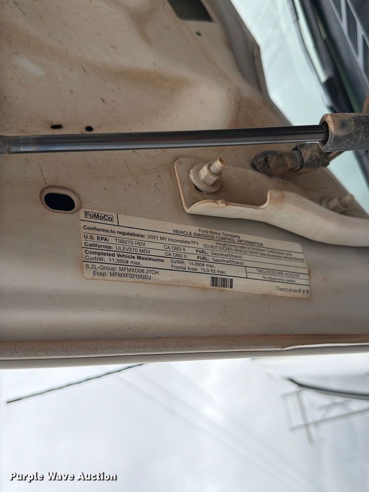 image for item EW8988 2021 Ford F350 Super Duty Ext. Cab utility bed pickup truck