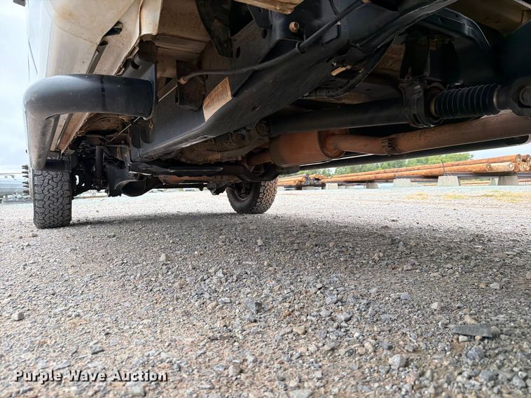 image for item EW8988 2021 Ford F350 Super Duty Ext. Cab utility bed pickup truck
