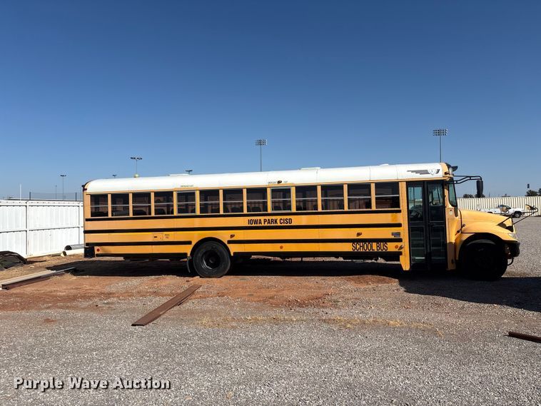 image for item EX0044 2009 IC PB105 school bus