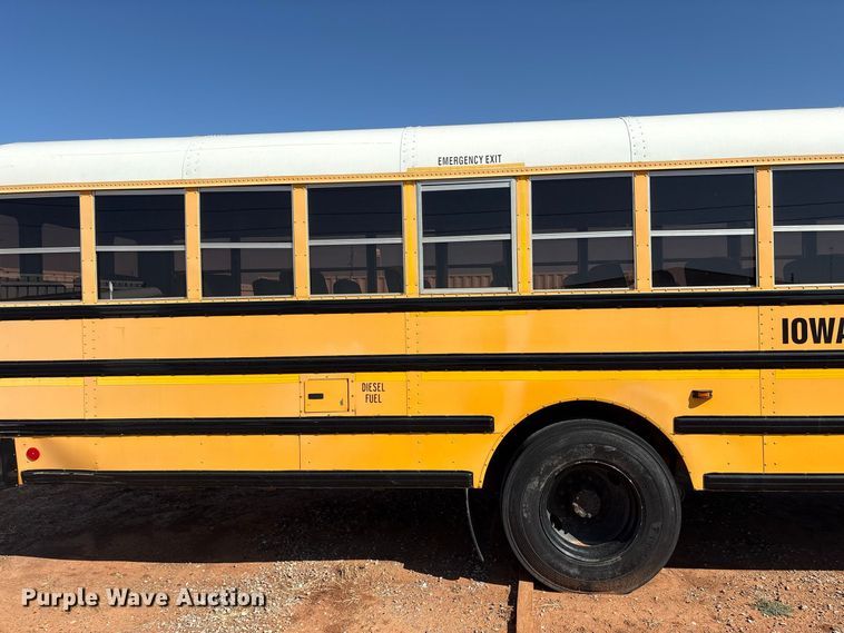 image for item EX0044 2009 IC PB105 school bus