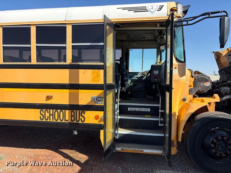 image for item EX0044 2009 IC PB105 school bus