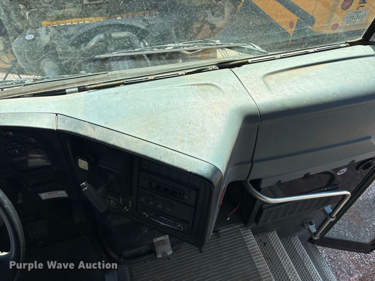 image for item EX0044 2009 IC PB105 school bus