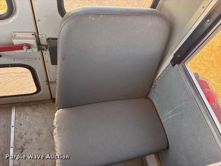 image for item EX0044 2009 IC PB105 school bus