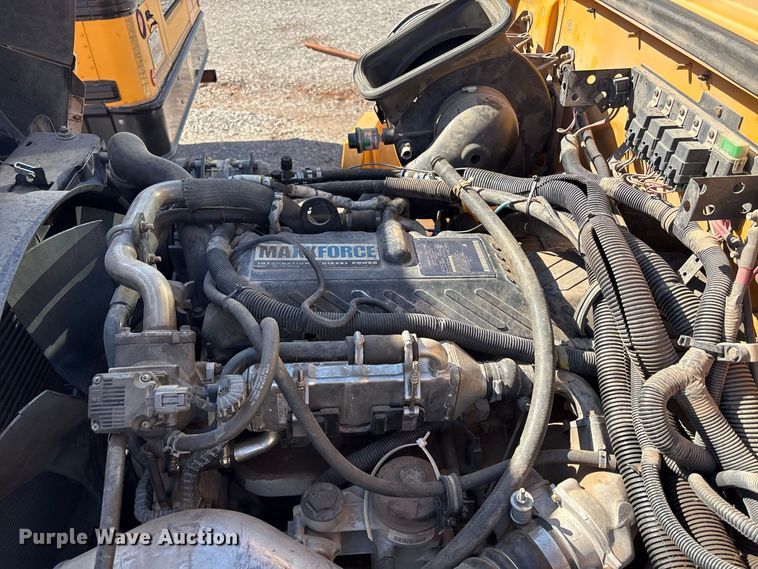 image for item EX0044 2009 IC PB105 school bus