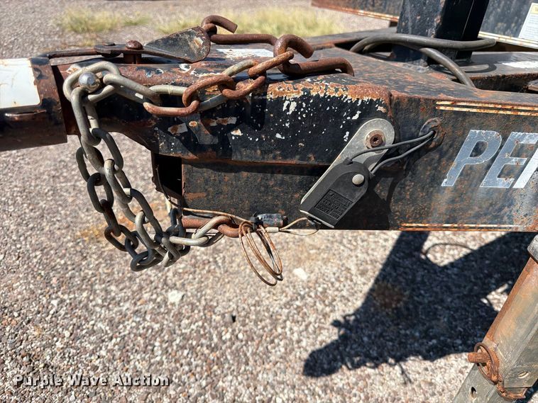 image for item EX0510 2007 Parker dump trailer