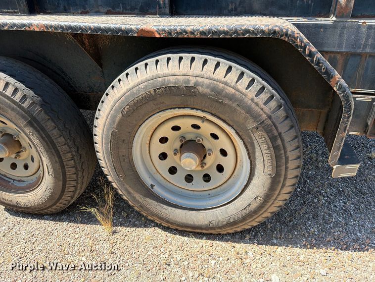 image for item EX0510 2007 Parker dump trailer