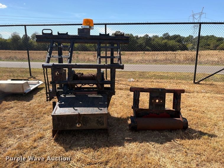image for item EX0517 Winch
