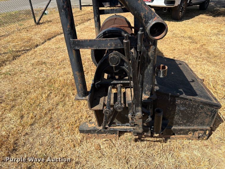 image for item EX0517 Winch