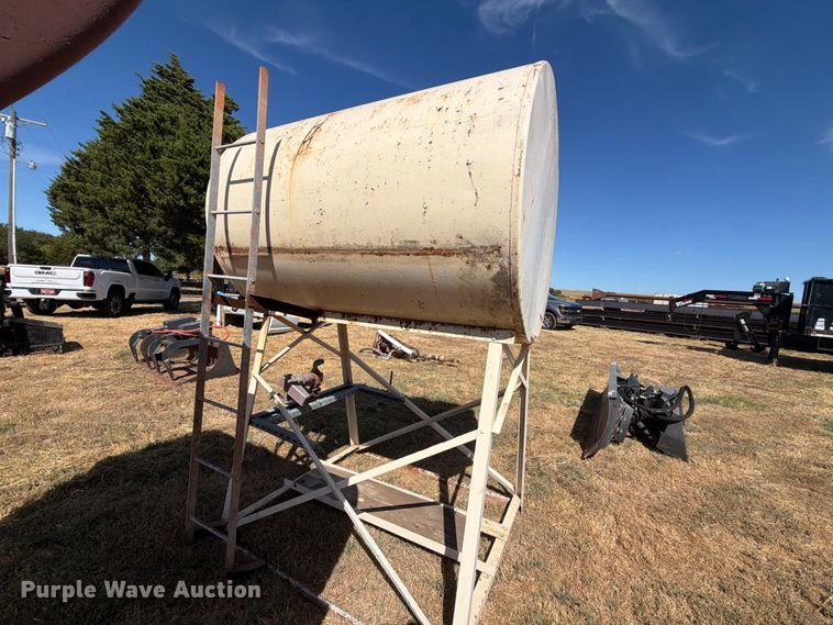 image for item EX0519 Fuel tank