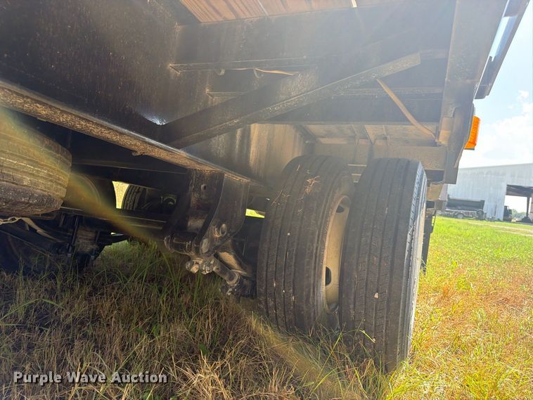 image for item EX0537 2021 Kaufman FHT-15K-30D equipment trailer