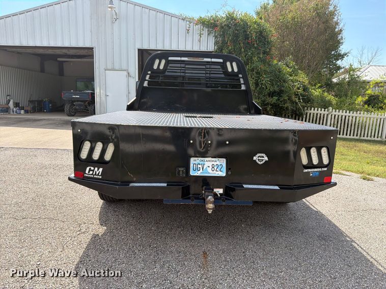 image for item EX0554 2014 Ford F350 Super Duty Crew Cab flatbed pickup truck