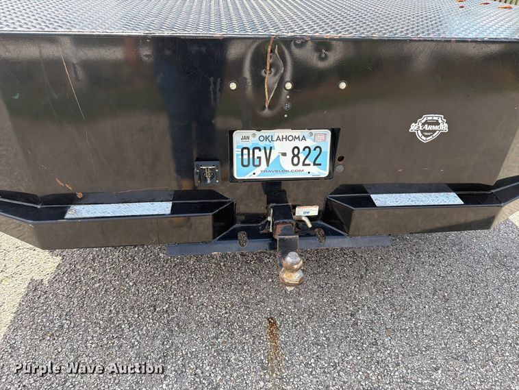 image for item EX0554 2014 Ford F350 Super Duty Crew Cab flatbed pickup truck