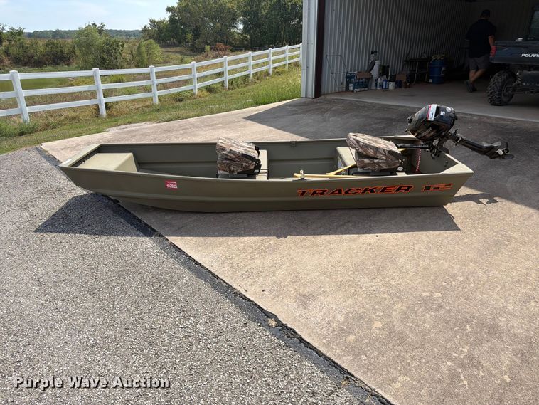image for item EX0555 2025 Tracker Grizzly 1236 Jon boat