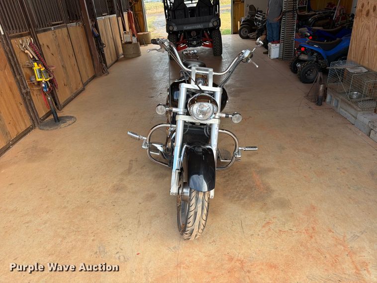 image for item EX0557 2003 Honda VTX1800 motorcycle