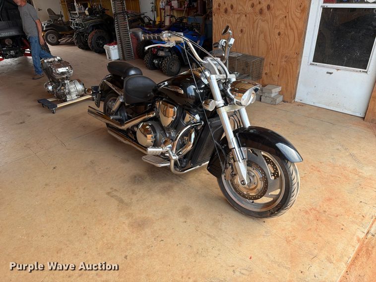 image for item EX0557 2003 Honda VTX1800 motorcycle