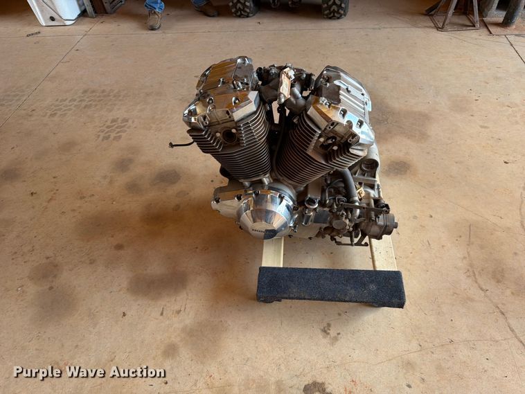 image for item EX0557 2003 Honda VTX1800 motorcycle