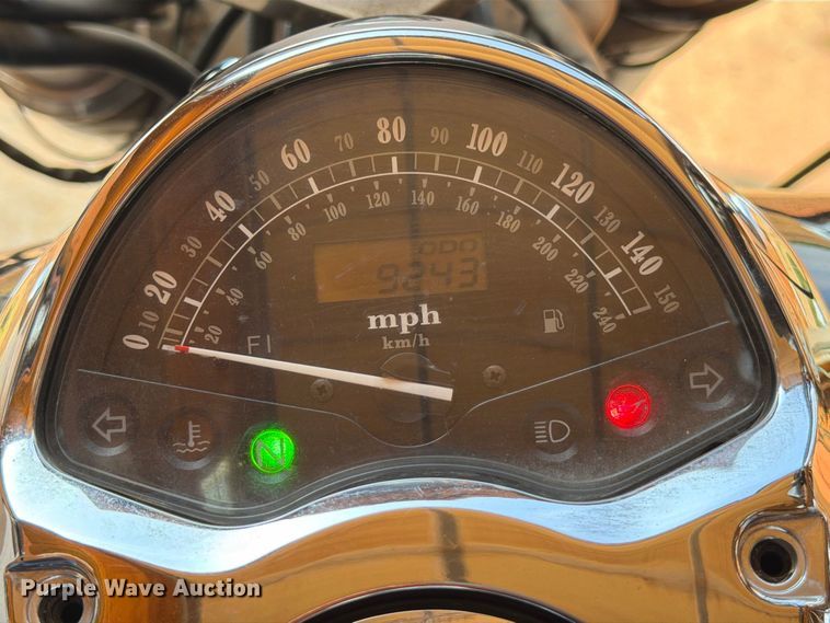 image for item EX0557 2003 Honda VTX1800 motorcycle