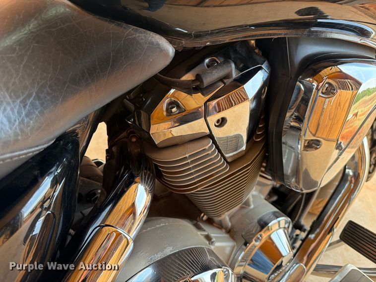 image for item EX0557 2003 Honda VTX1800 motorcycle