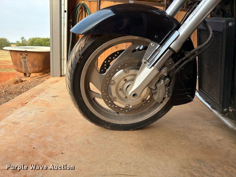 image for item EX0557 2003 Honda VTX1800 motorcycle
