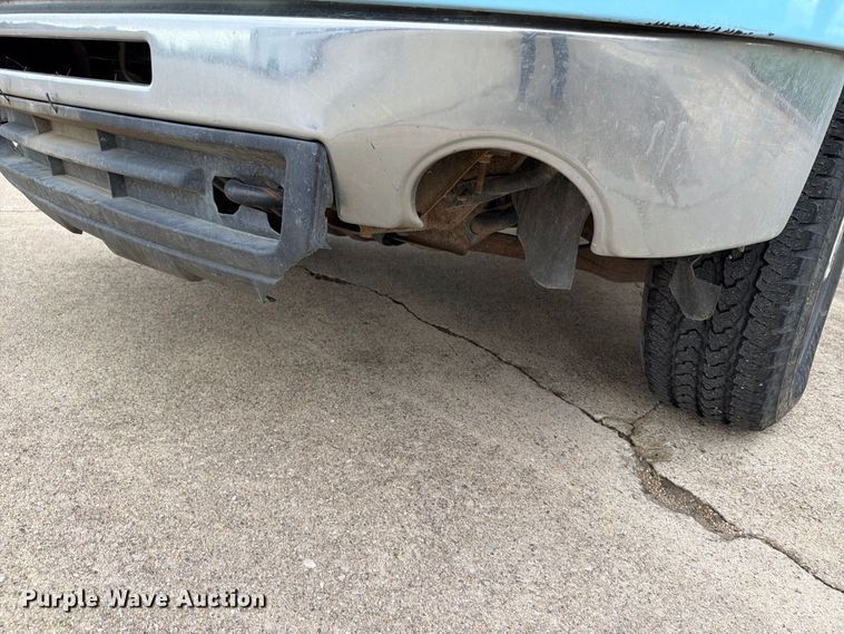 image for item EX1007 2010 GMC Sierra 2500HD Ext. Cab pickup truck