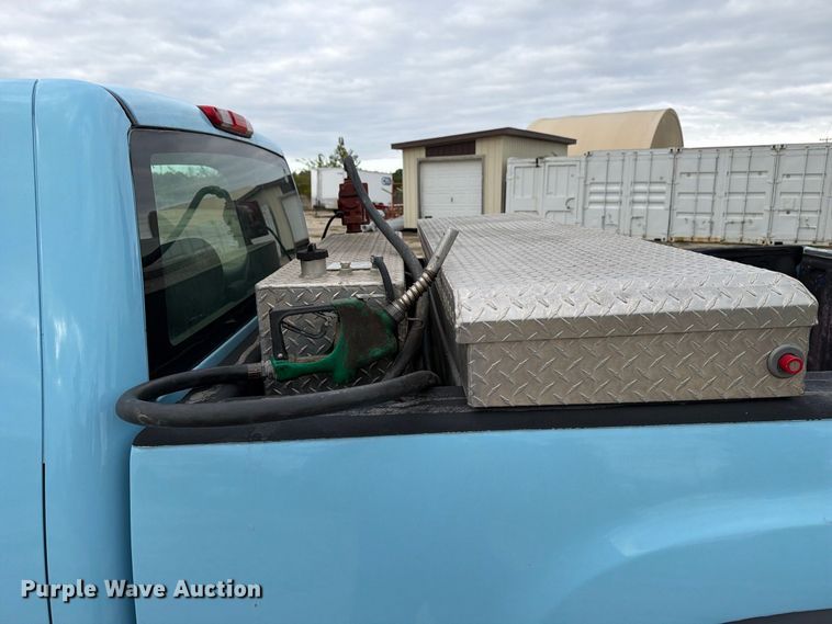 image for item EX1007 2010 GMC Sierra 2500HD Ext. Cab pickup truck