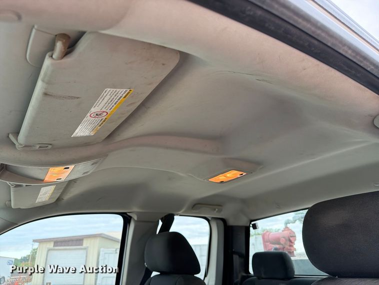 image for item EX1007 2010 GMC Sierra 2500HD Ext. Cab pickup truck