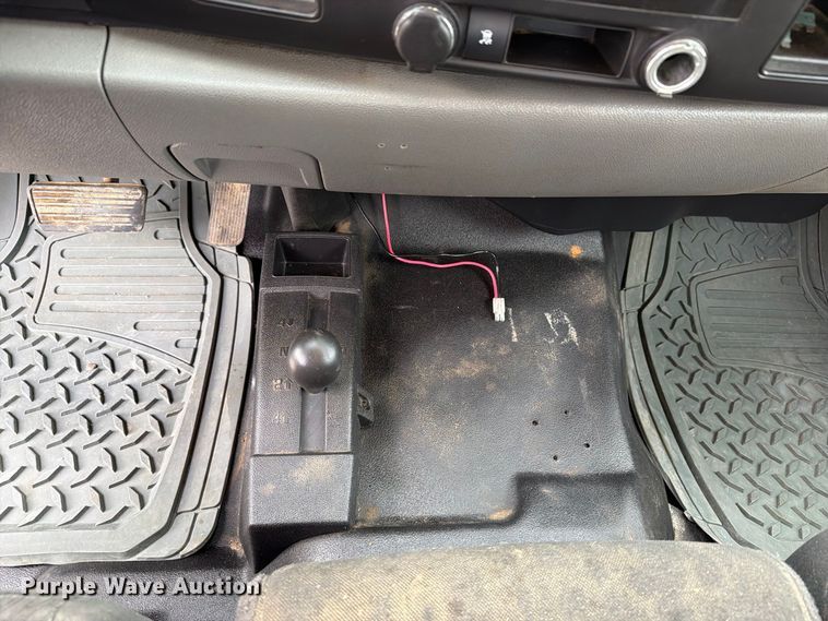 image for item EX1007 2010 GMC Sierra 2500HD Ext. Cab pickup truck
