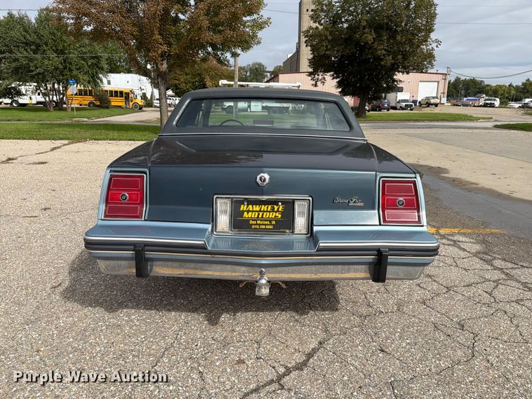 image for item EX1009 1987 Pontiac Grand Prix Brougham