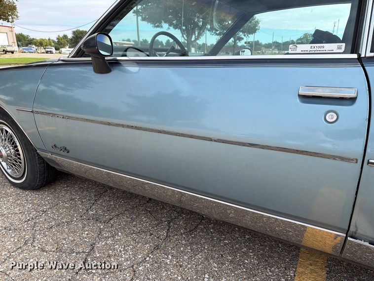 image for item EX1009 1987 Pontiac Grand Prix Brougham